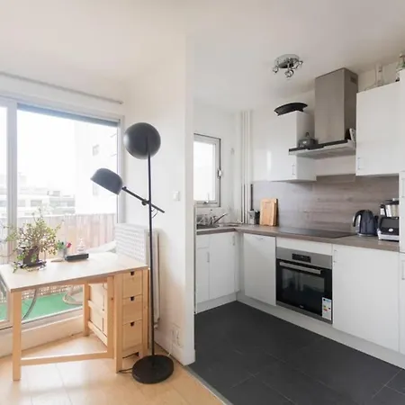 Guestready - Pleasant Studio Montparnasse With Balcony Apartment *