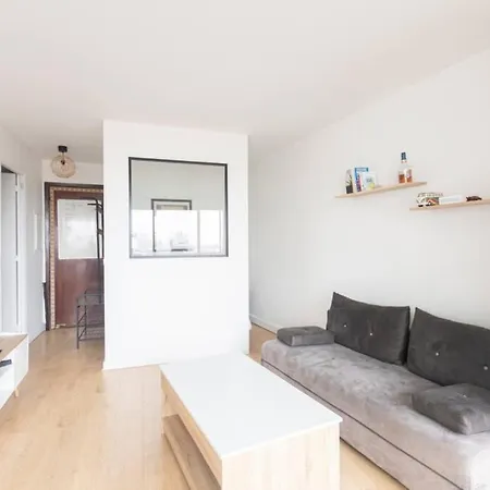 Guestready - Pleasant Studio Montparnasse With Balcony Apartment Paris