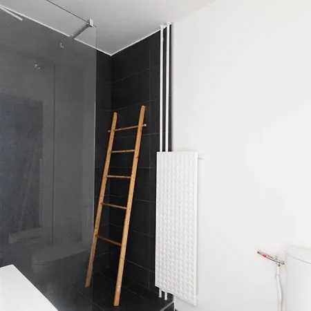 Guestready - Pleasant Studio Montparnasse With Balcony Apartment Paris